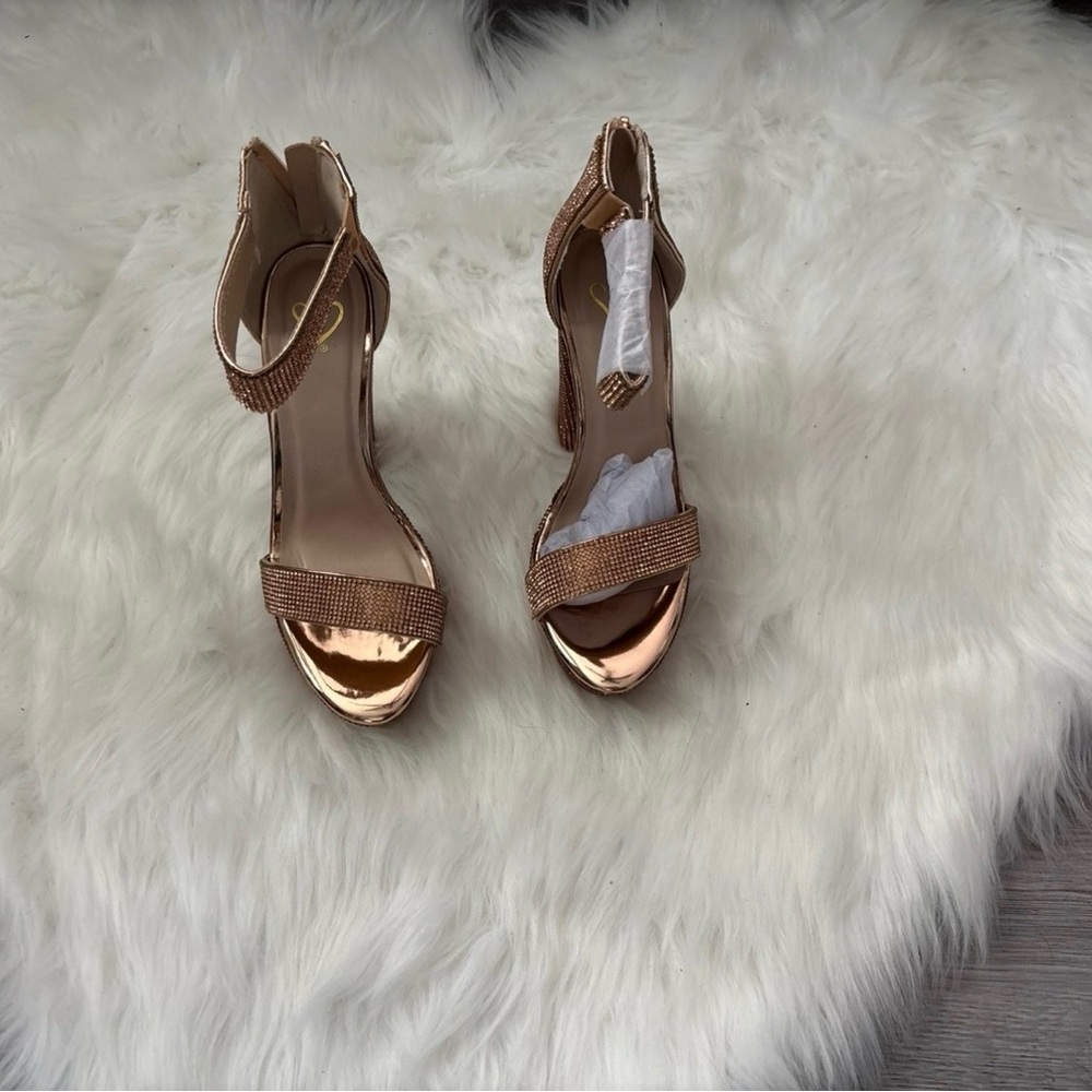 Elegant Gold Strappy Heels